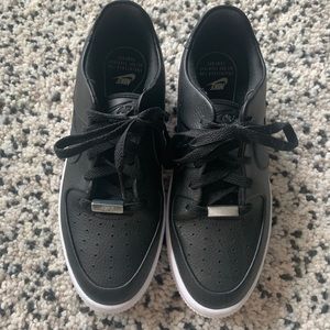 NIKE Air Force 1 Low Platform Black/White …